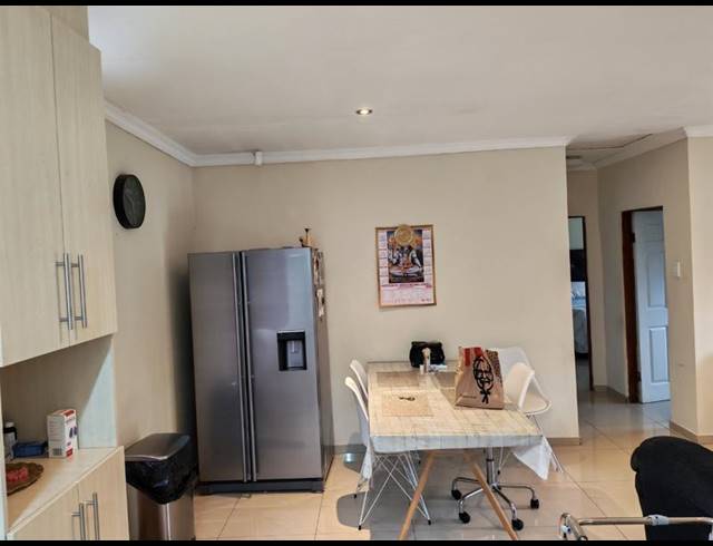 2 BEDROOM HOUSE FOR SALE IN HAYFIELDS